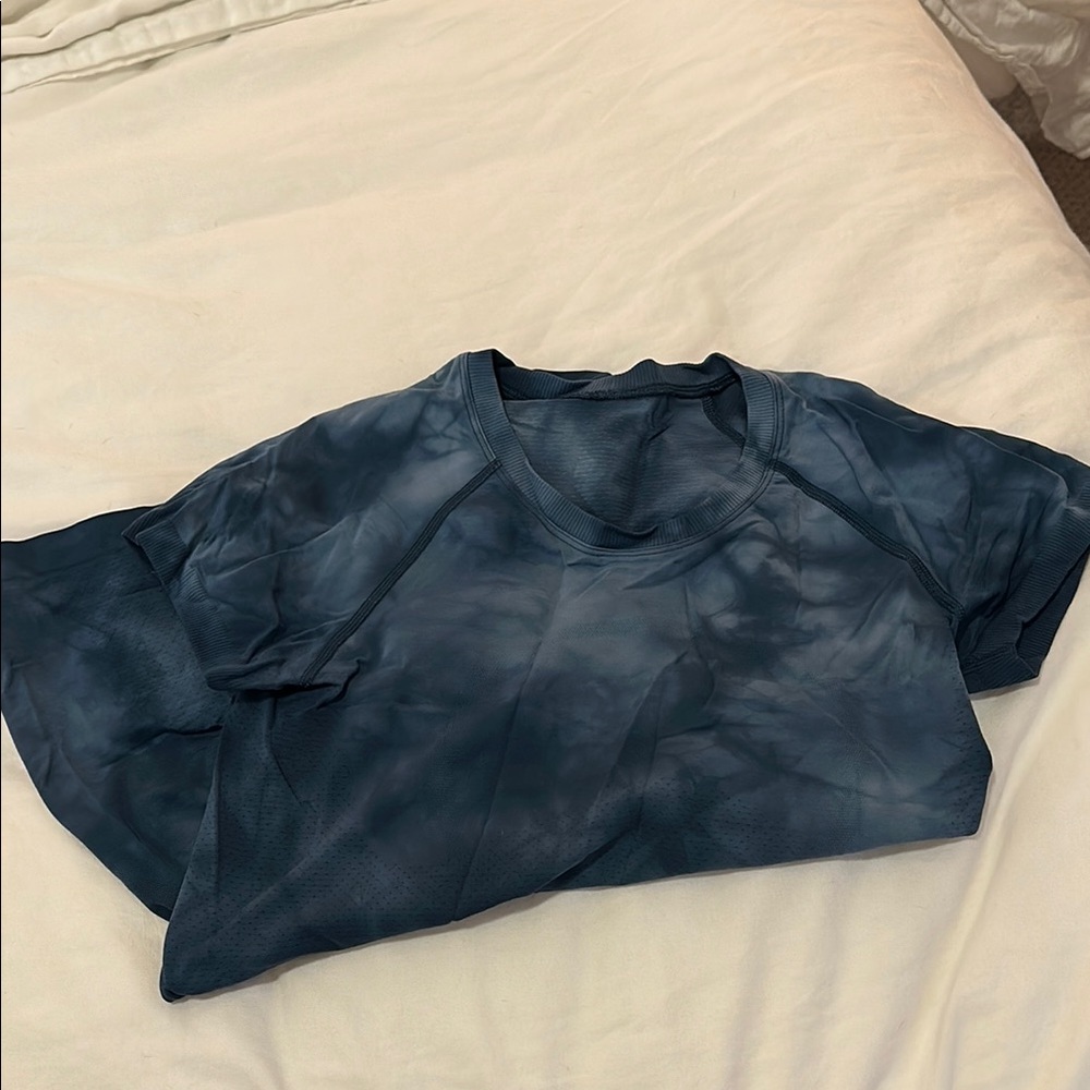 Lululemon swiftly short sleeve blue tie dye
